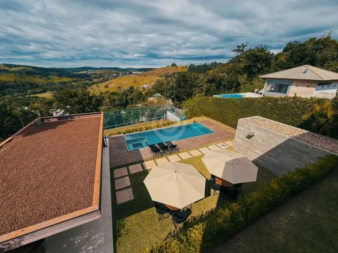 Casa em Condomínio : / Residencial / Cachoeiras do Imaratá
