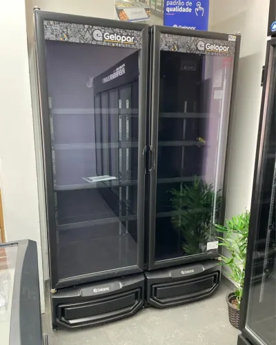 MB Refrigerador expositor 2 portas 950L Gelopar