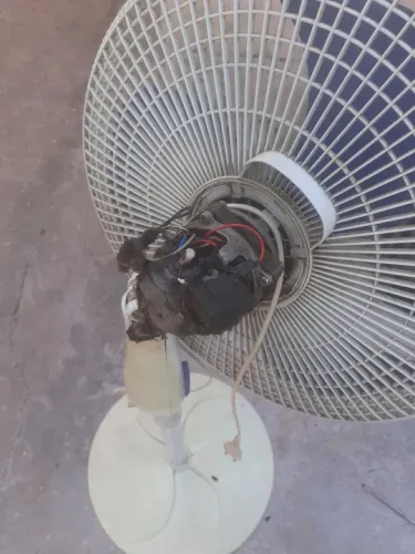 Tcenico em conserto de eletrodomestico