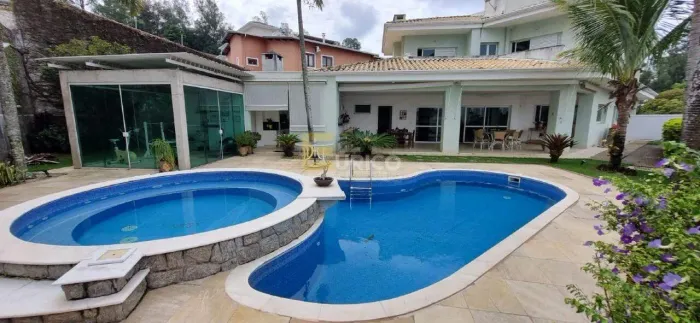 Casa mobiliada de alto padrão para locação no condomínio Jardim Europa em Vinhedo/SP