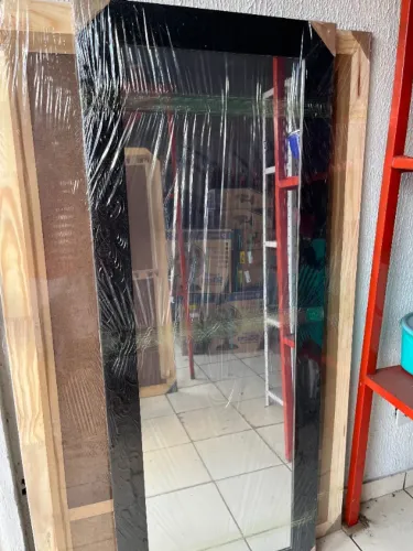 Espelho Grande com Moldura