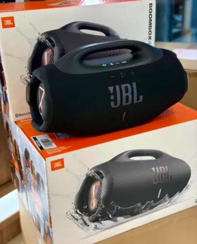 JBL Boombox 4 (30 DIAS DE USO)