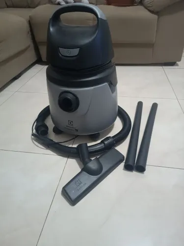 Aspirador de Pó Electrolux A10 Smart 
