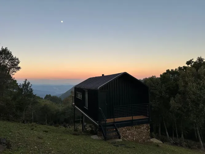 Sítio com cabana, cascatas em Gramado 
