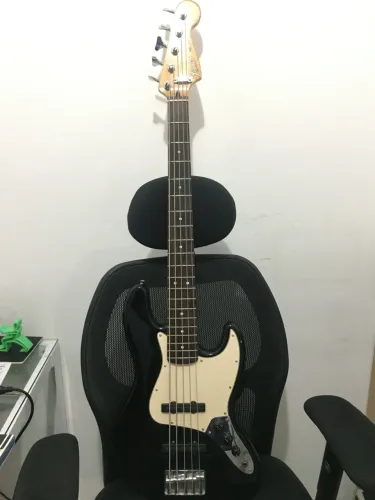 Baixo Fender JB Standard Special Series 60th Aniversary