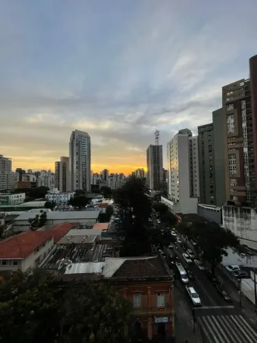 Cobertura 2 quartos, nova no Lourdes.