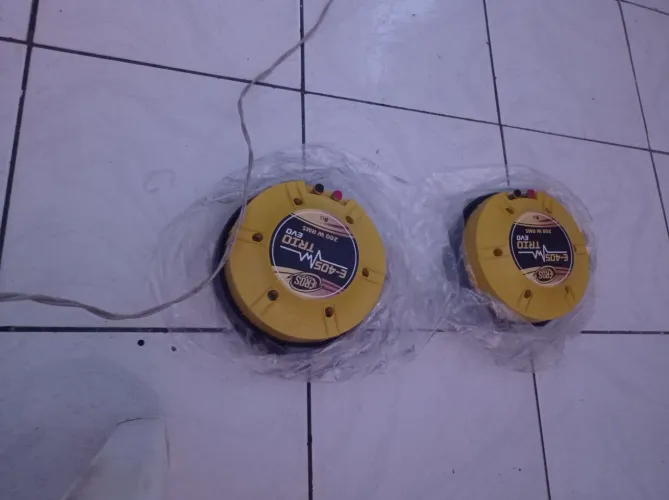 2 cornetas Eros 