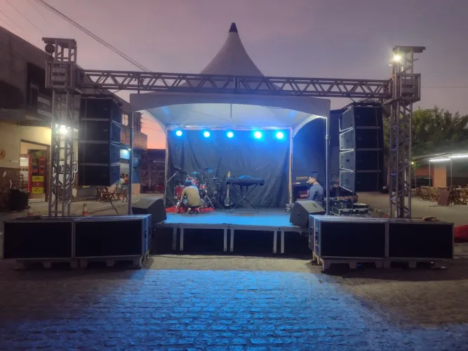 Aluguel de grid box truss