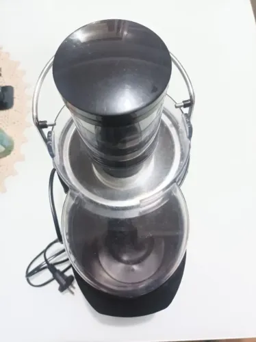 Extrator de Suco Homquip Premium 800W NCF-01-HQ (220V/50Hz) 220V
