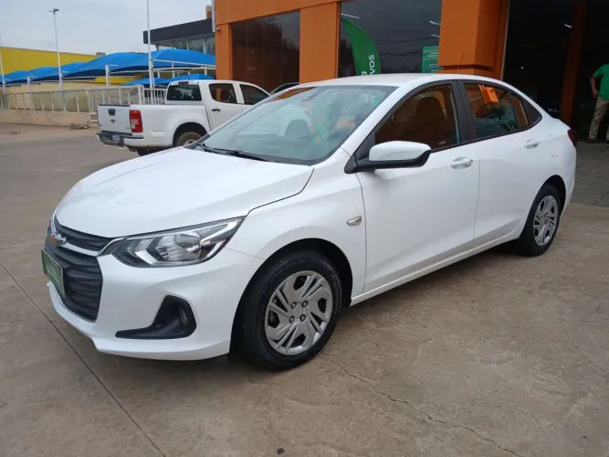 Chevrolet Onix Plus LT 1.0 12V Flex Mec. 4P 2024