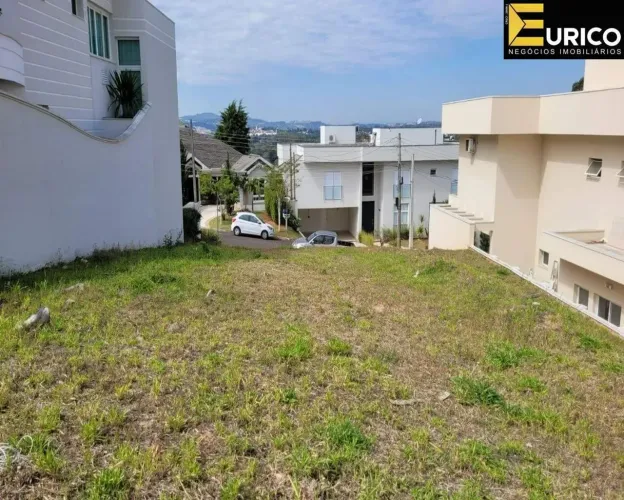 Terreno à venda no Condomínio Porto Seguro Village em Valinhos/SP