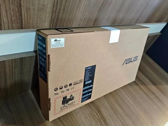 Lacrado Notebook asus vivobook 15 4gb 128gb linux