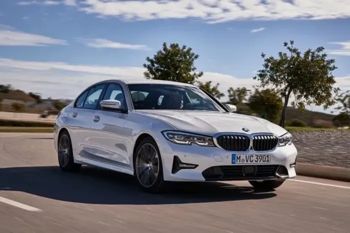 Sucata bmw 320 2021 