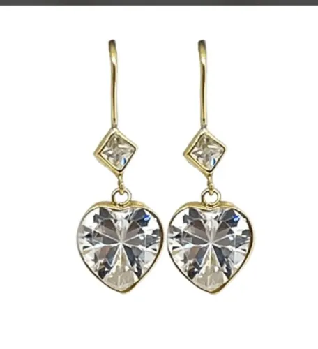 Lindos par de brincos ouro 18k com coração de zircônias, jóia impecável!