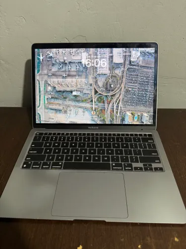 MacBook Air M1