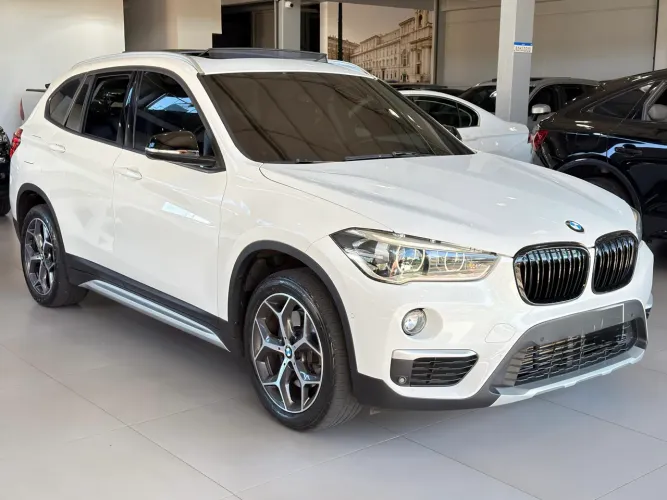 BMW X1 Sdrive 20I X-line 2.0 TB Active Flex 2019