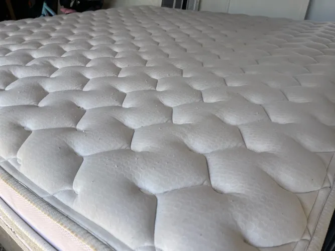 Vendo cama tamanho King size