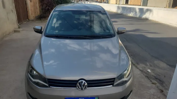 Volkswagen Voyage Comf/highli. 1.6 MI T.flex 8V 4P 2013