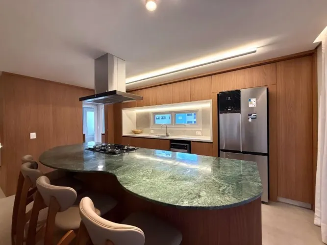 Apartamento Semimobiliado VERT