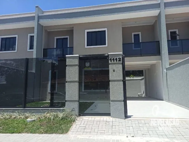 Sobrado com 3 dormitórios à venda, 120 m² por R$ 690.000,00 - Afonso Pena - São José dos P