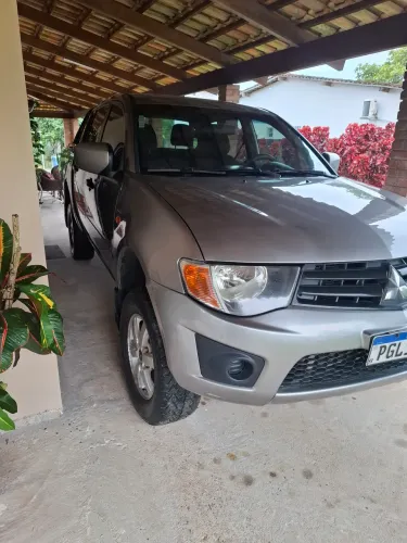 Mitsubishi L200 Triton GLX 3.2 CD TB Int.diesel MEC 2014