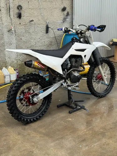 CRF 230f 2011 Filé 