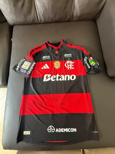 camisa flamengo oficial de jogo autografada