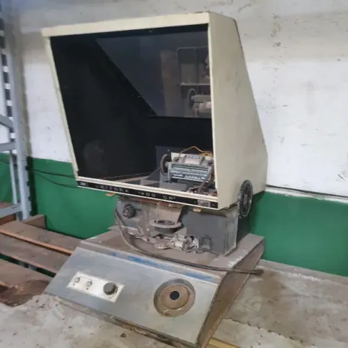 Leitora de Microfilmes ou MicroFichas400 CR" 3M
