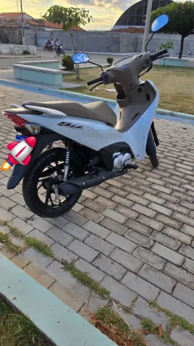 Honda Biz 125 em estado de zero