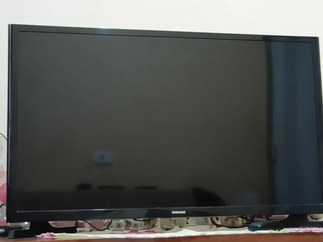 TV usada em excelente estado