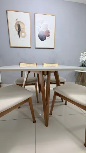 Mesa para 4 cadeiras 