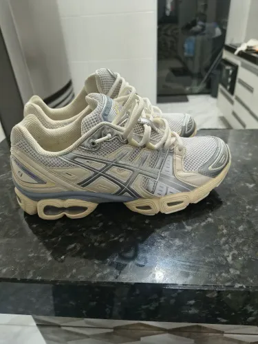 ASICS NIMBUS 9 TAMANHO 40