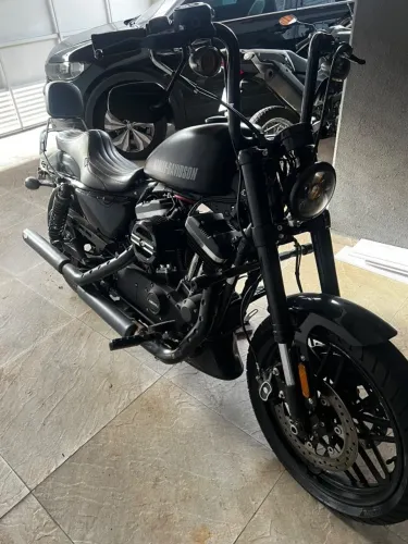 Harley davison 1200 CXRoadster