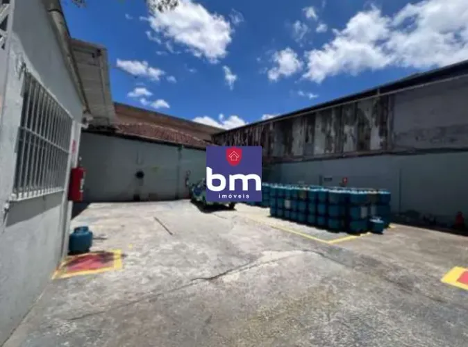 Terreno à venda em São Paulo, Capão Redondo, com 350 m²