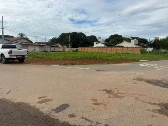 são oitos lotes para galpão-ao lado BR-153-Aparecida de Goiânia