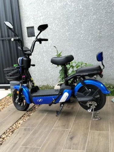 Moto elétrica 