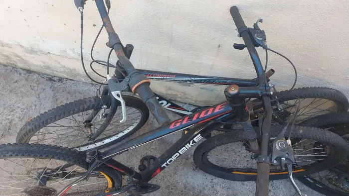 Bicicleta! 4 bike precizando de reparos e pneus, as 4 R$ 1.500,00. Oportunidade!.