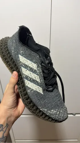 Tênis adidas 4D