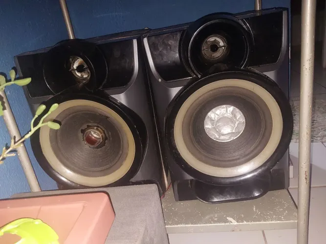 3 Caixas de som