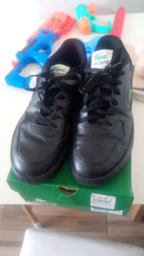 Tênis novo , usado 1 vez , pra vender rápido 