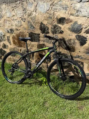 Bicicleta Oggi Hacker Sport 