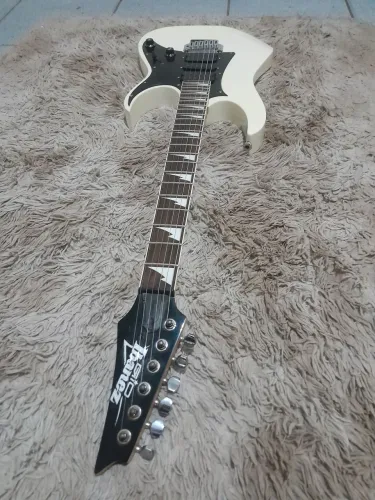 Guitarra ibanez