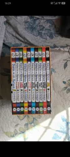 Box diário de um banana 1-10 acompanha poster, capa comum