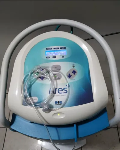 Ares Ibramed V3 Carboxiterapia e High Volt Para Estética e Fisioterapia