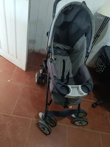 Carrinho de bebê dê passeio Chicco