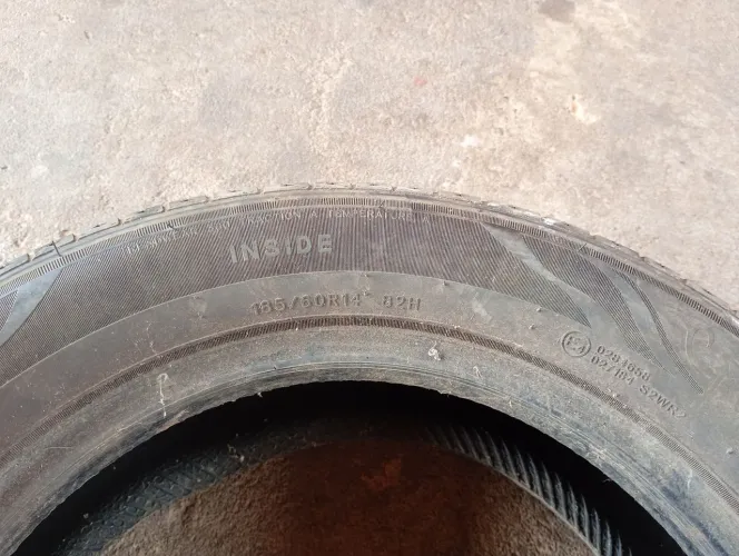 Vende-se pneu para step