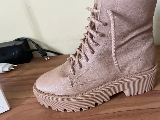 Botas nunca usadas número 36