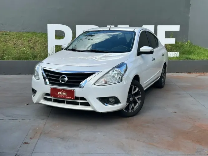 Nissan Versa Unique 1.6 16V Flexstart 4P Aut. 2017