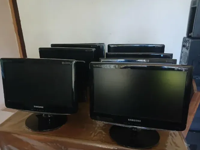 Lote de Monitores Samsung