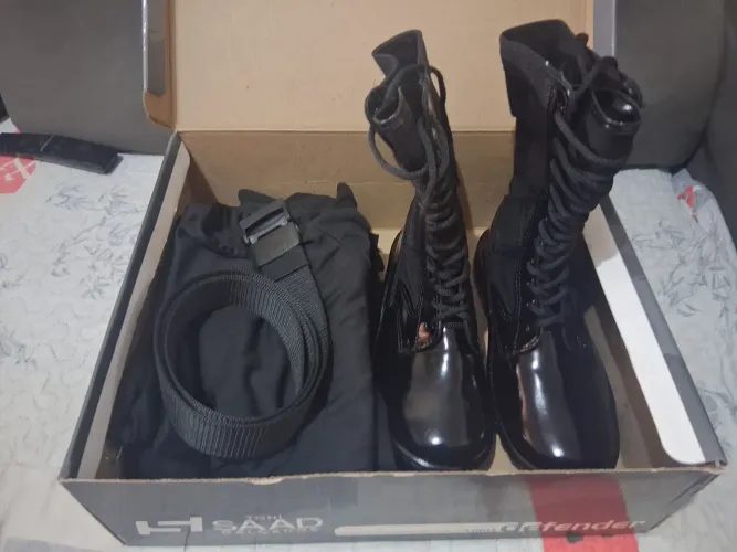 Vendo kit feminino de vigilante